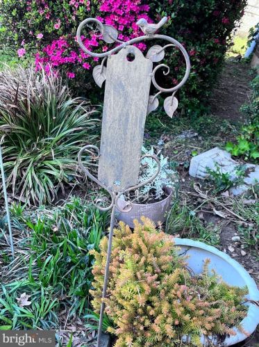 1838 41 Pl, Washington DC 20020-6021 exterior