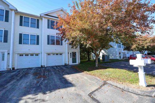 56 Mulberry St, Concord NH  03301-5349 exterior