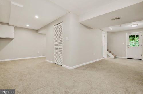 8412 Barron St, Silver Spring MD 20912-7247 exterior