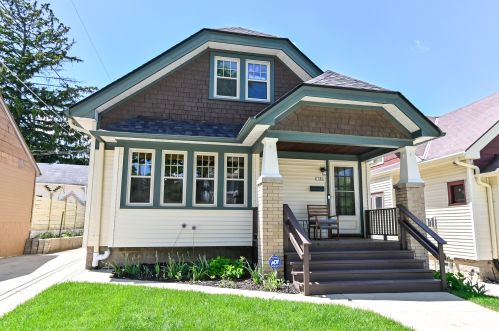 1353 65th St, Milwaukee, WI 53214-3251