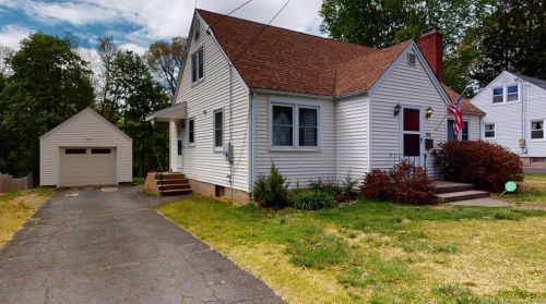 184 Autumn St, Manchester, CT 06040-5558