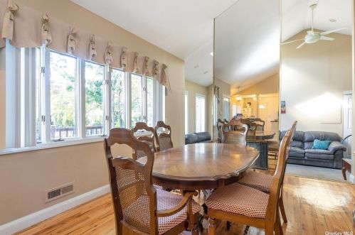 23 Fenwood Rd, Huntington Station NY 11746-2123 exterior