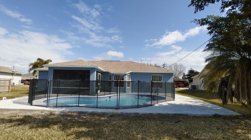 1013 College Park Rd, Fort Pierce FL 34953-5842 exterior