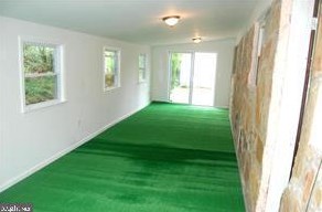 4009 Taney Ave, Alexandria VA 22304-2439 exterior