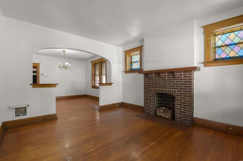 5536 Emerson Ave, Saint Louis MO 63120-2240 exterior