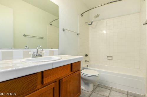 9443 44th St, Phoenix AZ 85032-3445 exterior