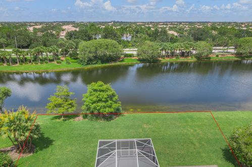 10581 Waterway Ln, Fort Pierce FL  34987-1914 exterior