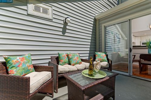 4624 Melody Dr, Concord CA 94521-5318 exterior