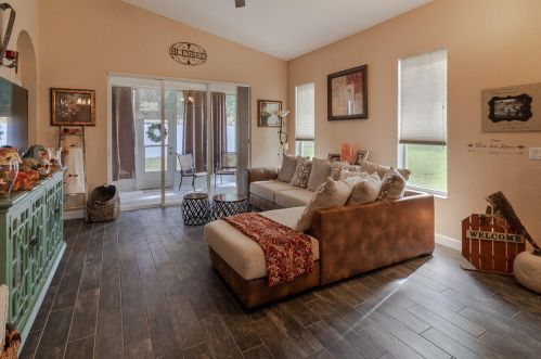 5638 Sunberry Cir, Fort Pierce, FL 34951-3112