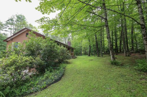 247 Elm St, Concord NH 03303-3322 exterior