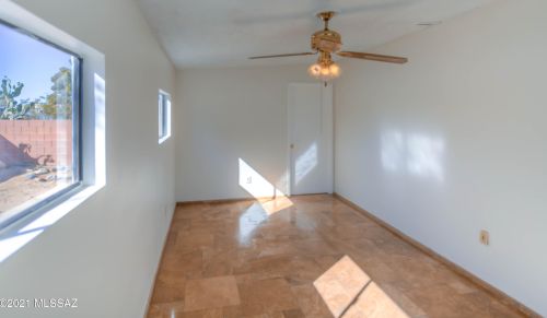 5125 Condor Dr, Tucson AZ 85742-9405 exterior