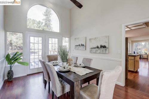 1101 Kaitlin Pl, Concord, CA 94518-4214