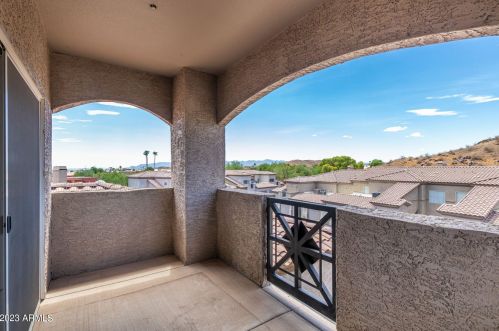 3236 Chandler Blvd, Phoenix AZ  85048-7207 exterior