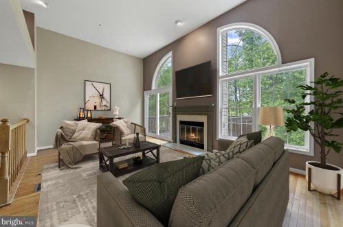 2019 Westchester Dr, Silver Spring MD 20902-3563 exterior