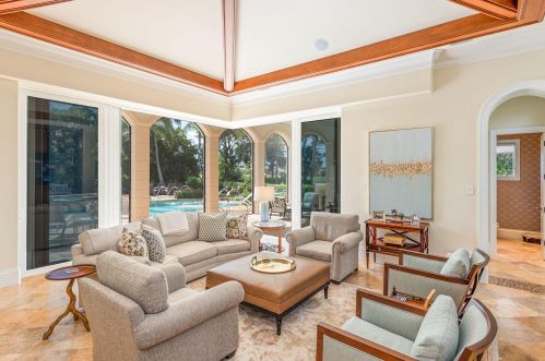 3855 Isla Del Sol Way, Naples FL  34114-9484 exterior