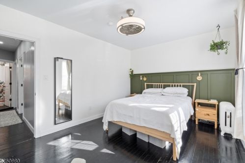 24 Hilton Ave, Maplewood NJ  07040-2921 exterior