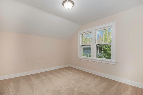 1636 Kalamazoo Ave, Grand Rapids MI 49508-5536 exterior