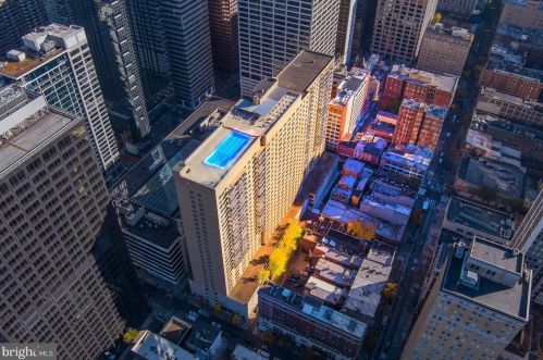 1919 Chestnut St, Philadelphia PA  19103-3401 exterior