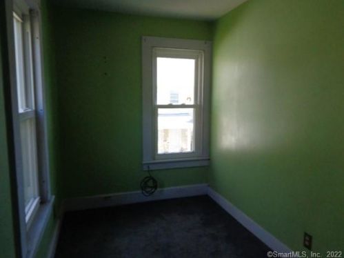 85 Brightwood Ave, Torrington CT 06790-5010 exterior