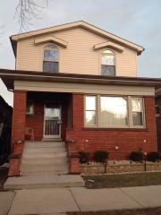 6053 Mozart St, Chicago IL  60629-2216 exterior