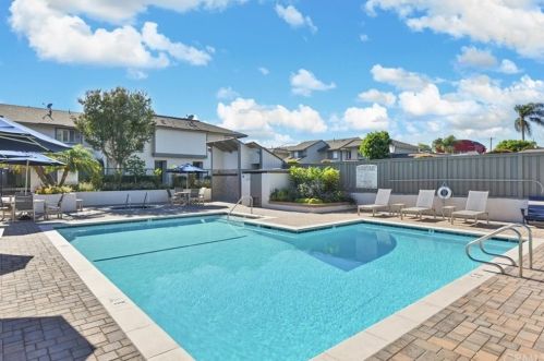 17371 Via Lindo, Tustin CA  92780-2022 exterior