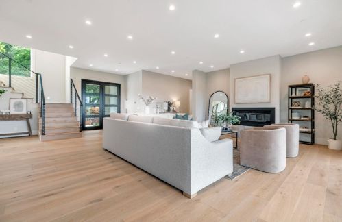 8138 Cinnabar Hills Rd, San Jose CA exterior