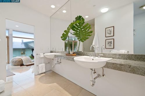 179 Forest Ln, Berkeley CA 94708-1446 exterior