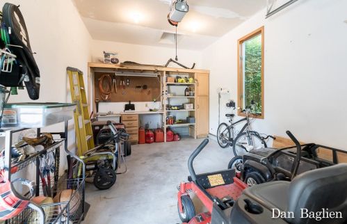 1069 Randall Rd, Meskegon MI 49441-4870 exterior