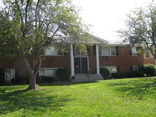 261 Small Ave, Kankakee, IL 60901-3288