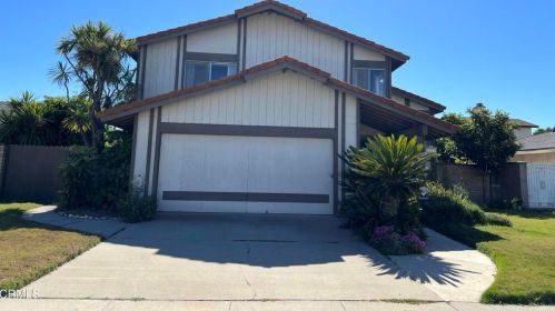 1230 Indigo Pl, Oxnard, CA 93036-1510