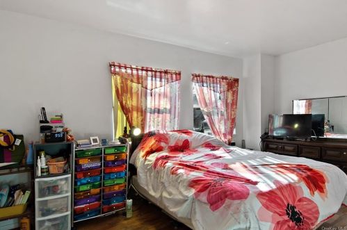 2111 Prospect Ave, Bronx NY 10459-3929 exterior