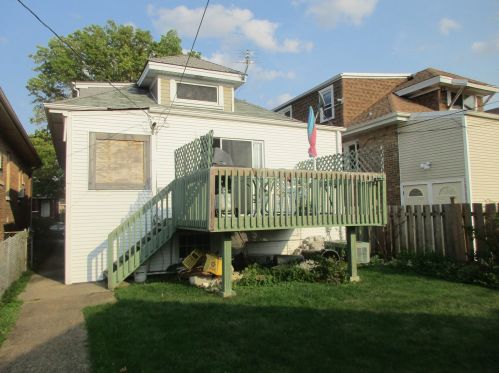 2916 76 Ct, Chicago IL 60707-3028 exterior