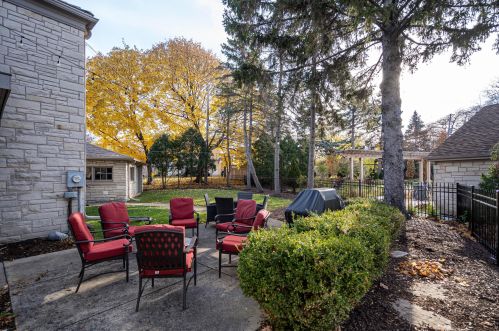 7425 Grand Pkwy, Milwaukee WI 53213-3566 exterior