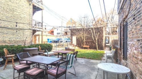 1825 Hermitage Ave, Chicago IL 60613-1106 exterior