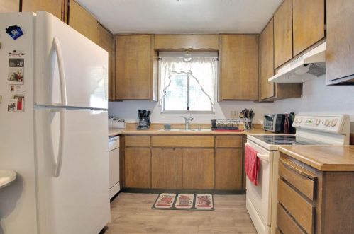 654 Birchwood Way, Turlock CA 95380-5952 exterior