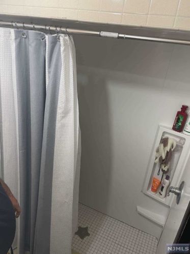 85 Bogart Ave, Outwater NJ 07026-3101 exterior