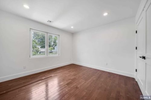 54 Passaic Ave, Hasbrouck Heights NJ 07604-2437 exterior