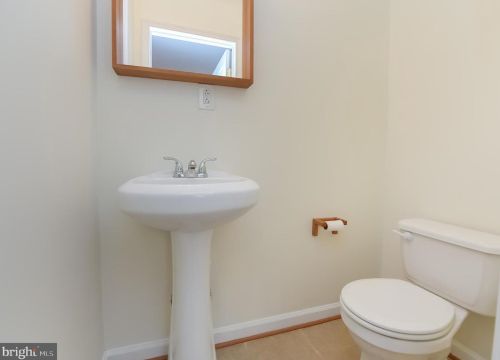 5450 Catharine St, Philadelphia PA 19143-2606 exterior