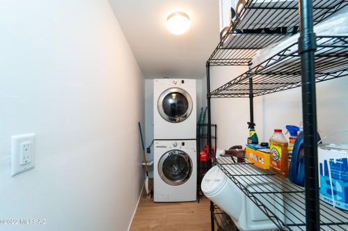 4122 Holmes St, Tucson AZ 85710-3149 exterior