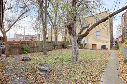 1219 Massasoit Ave, Chicago IL 60638-1505 exterior