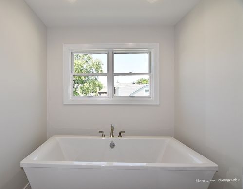 385 Berkley Ave, Elmhurst IL 60126-3167 exterior