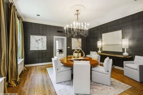 1442 Astor St, Chicago IL  60610-1615 exterior