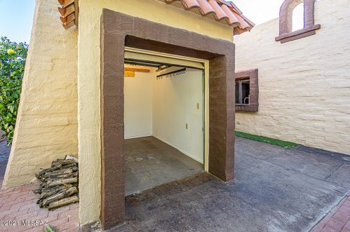 327 Paseo De Golf, Green Valley AZ 85614-3318 exterior