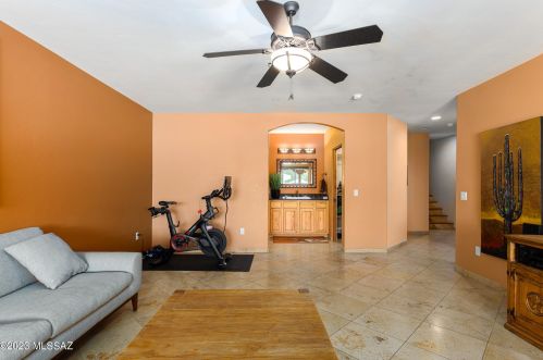 4421 Pontatoc Rd, Tucson AZ 85718-6750 exterior