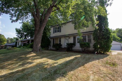 1570 David St, Saint Paul, MN 55119-3003