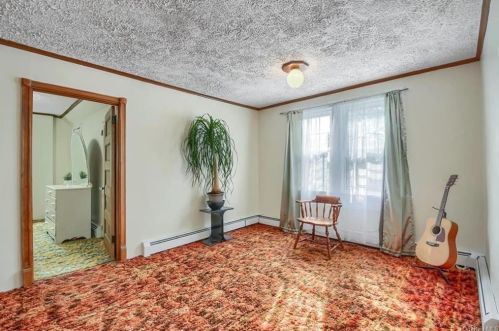 64 Prospect Ave, Valhalla NY 10595-1925 exterior