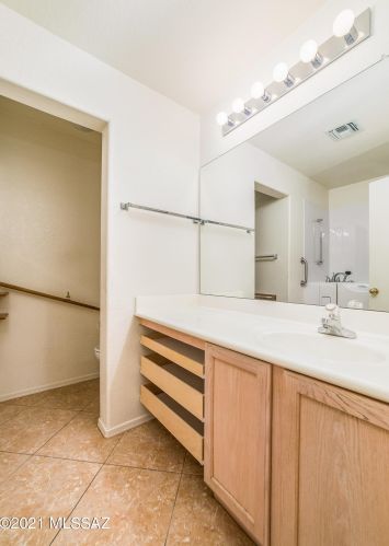 7629 Freshwater Pearl Dr, Tucson AZ  85747-5728 exterior