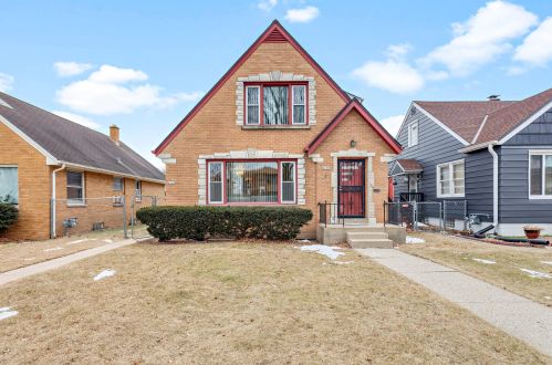 4335 61st St, Milwaukee WI 53220-3401 exterior