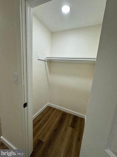 909 Garnet Dr, Burlington NJ 08016-4715 exterior