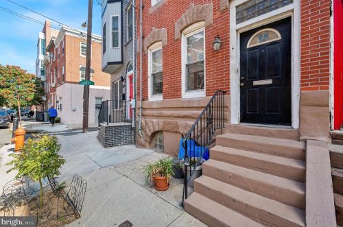 1419 4th St, Philadelphia, PA 19147-5935